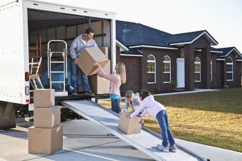 loadingtruck-1.jpg loadingtruck-1.jpg
